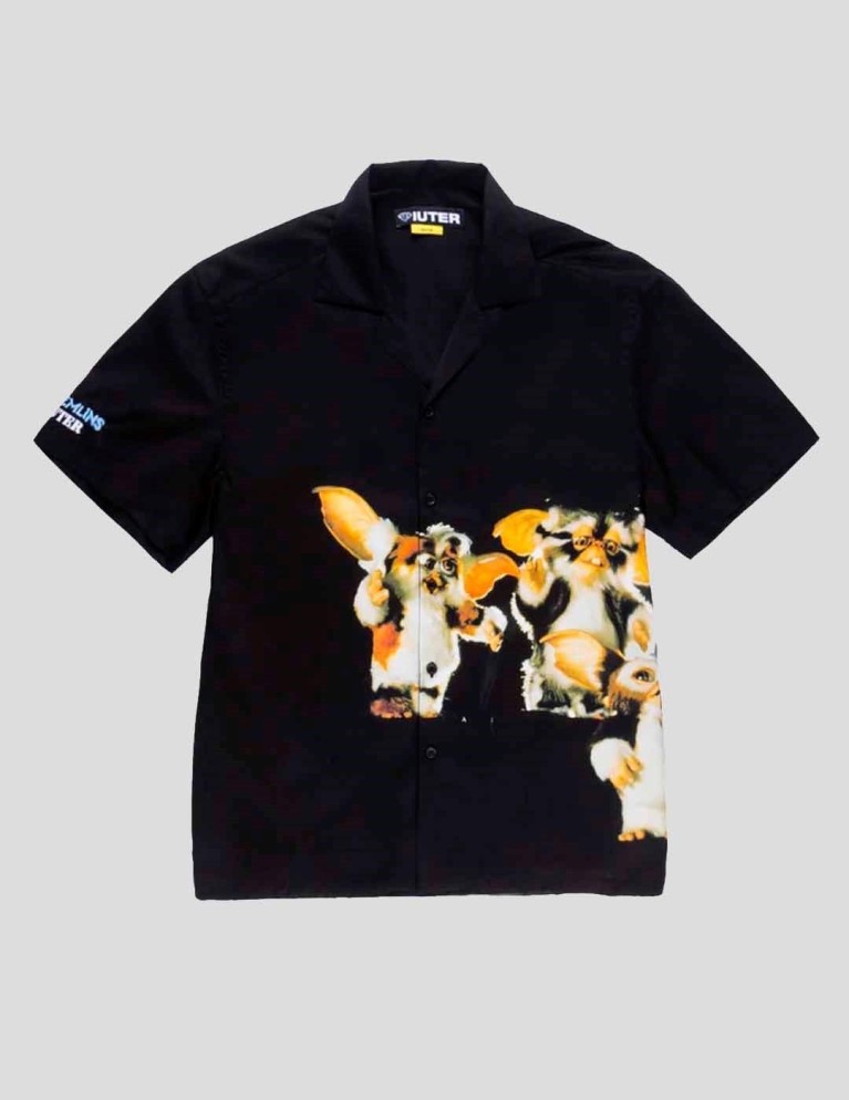 Colaborações IUTER x gremlins family shirt black